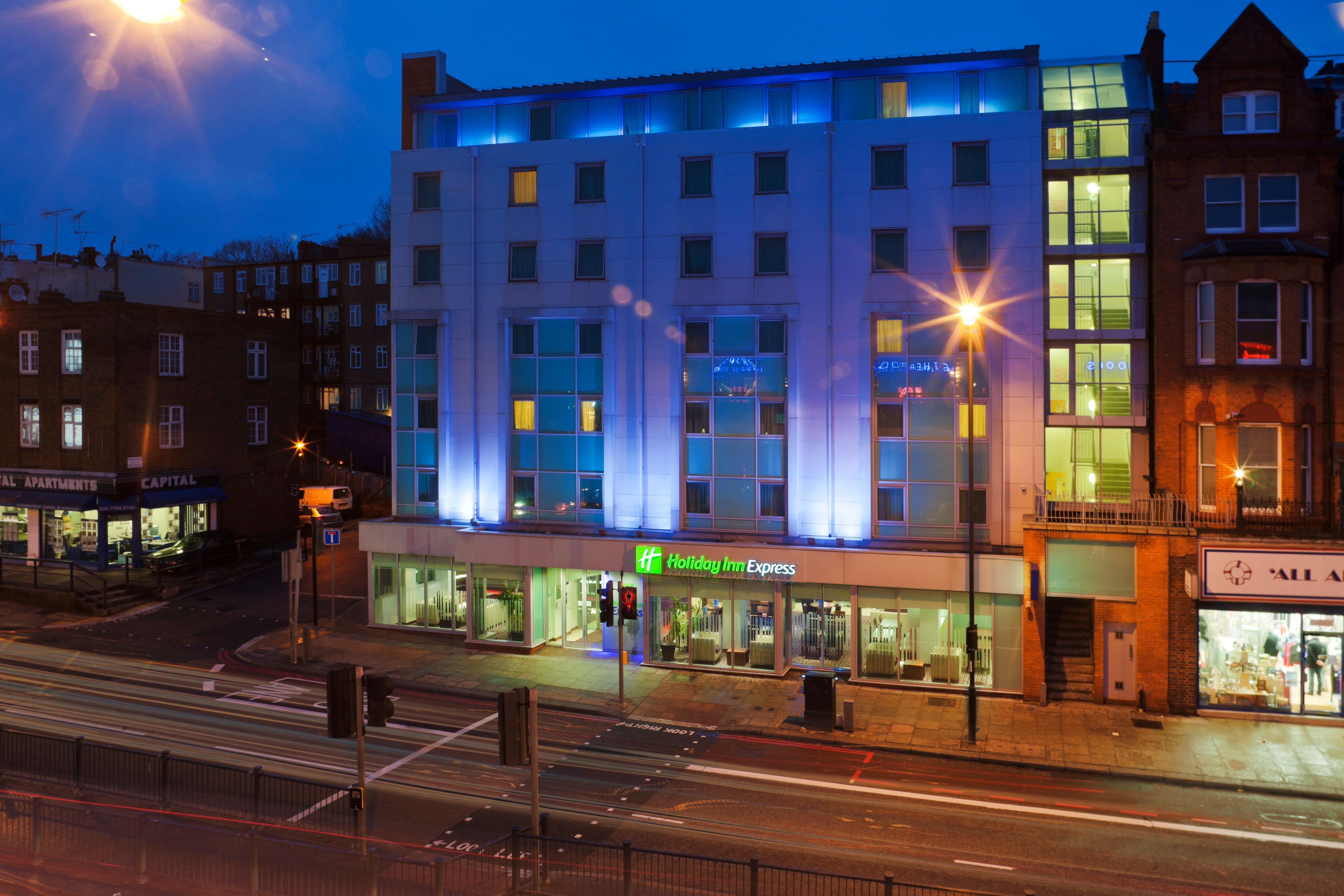فندق فندق هوليداي إن إكسبريس لندن سويس كوتيدج المظهر الخارجي الصورة